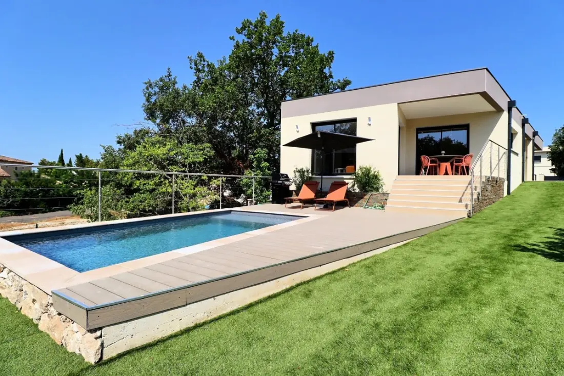 Villa Nova: Új ház, Pool & Comfort