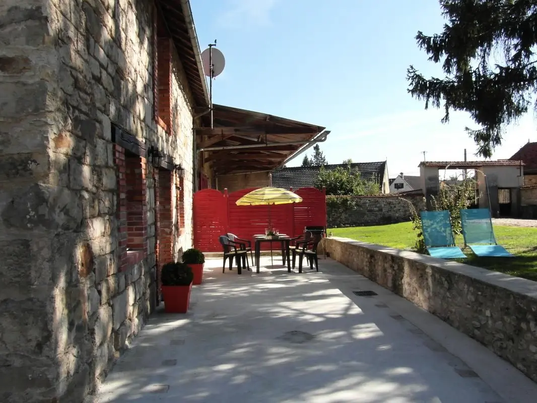 Gîte de France Der große Innenhof 3 Ohren