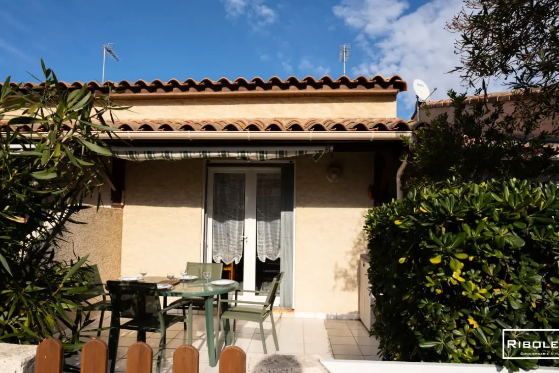Riboleys - House at 600m De La Mer