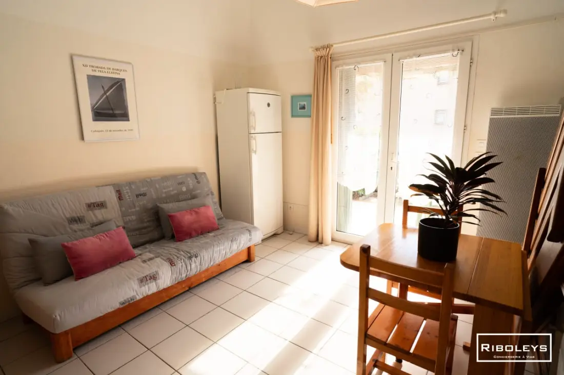 Riboleys - House at 600m De La Mer