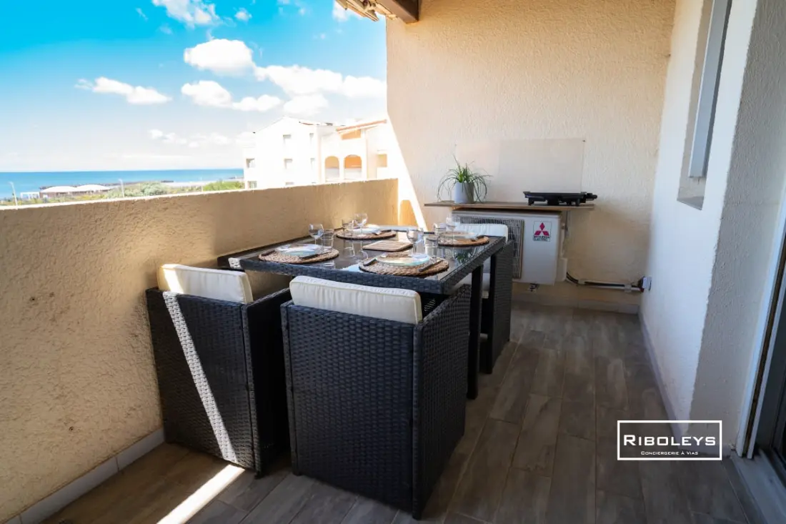Riboleys - T2 Aircondited z basenem twarzą do morza