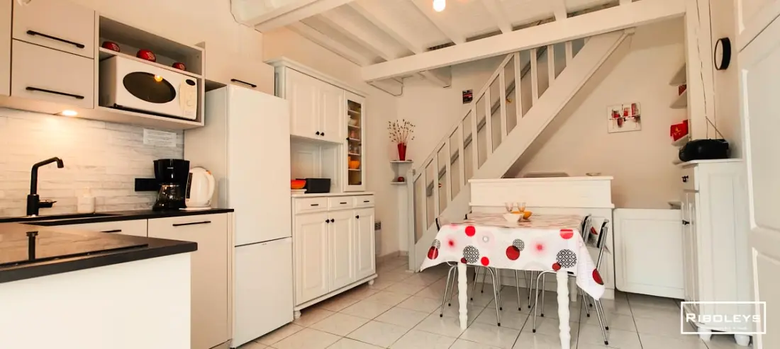 Riboleys - House at 600m De La Mer