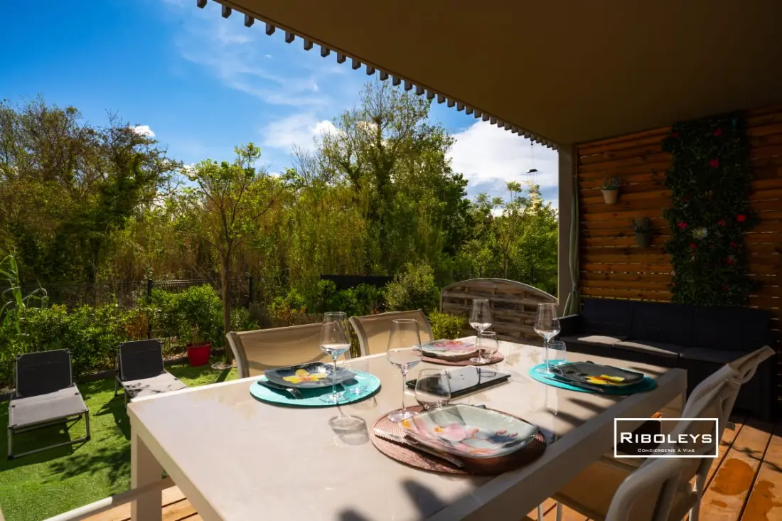 Riboleys - T2 z klimem, Wifii i basenem