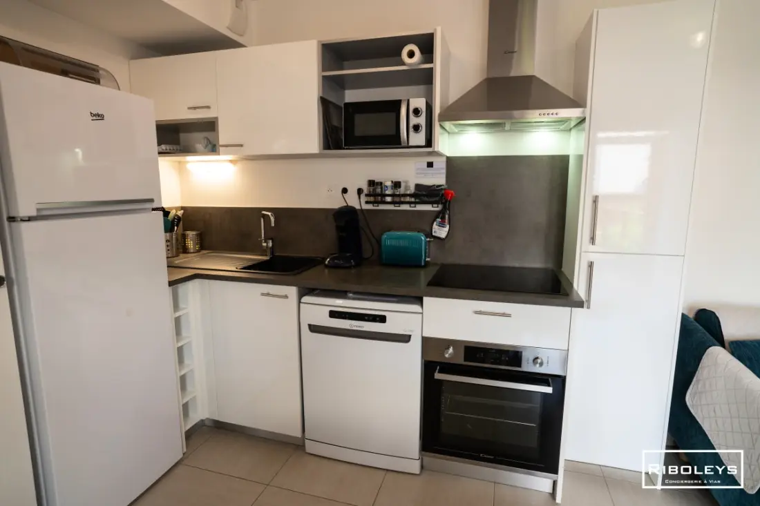 Riboleys - Villa T3 400m De La Mer úszómedencével