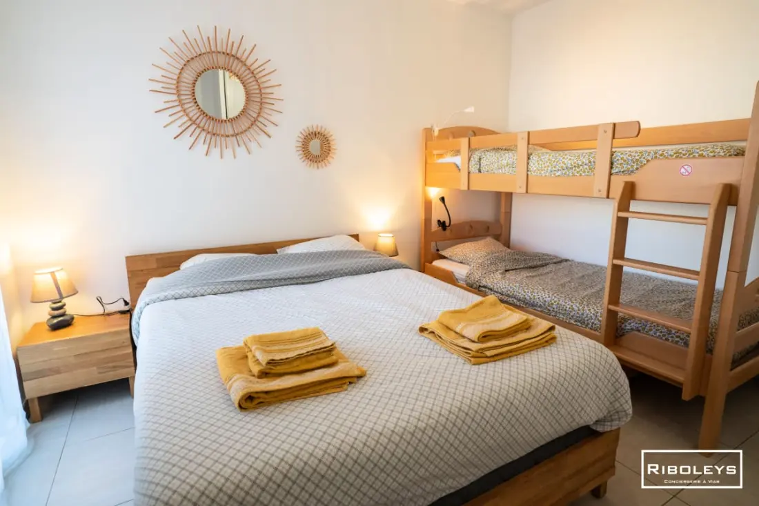 Riboleys - Villa T3 400m De La Mer úszómedencével