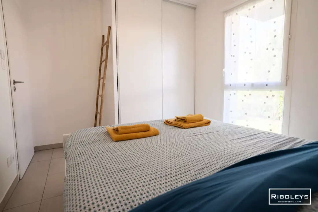 Riboleys - Villa T3 400m De La Mer úszómedencével