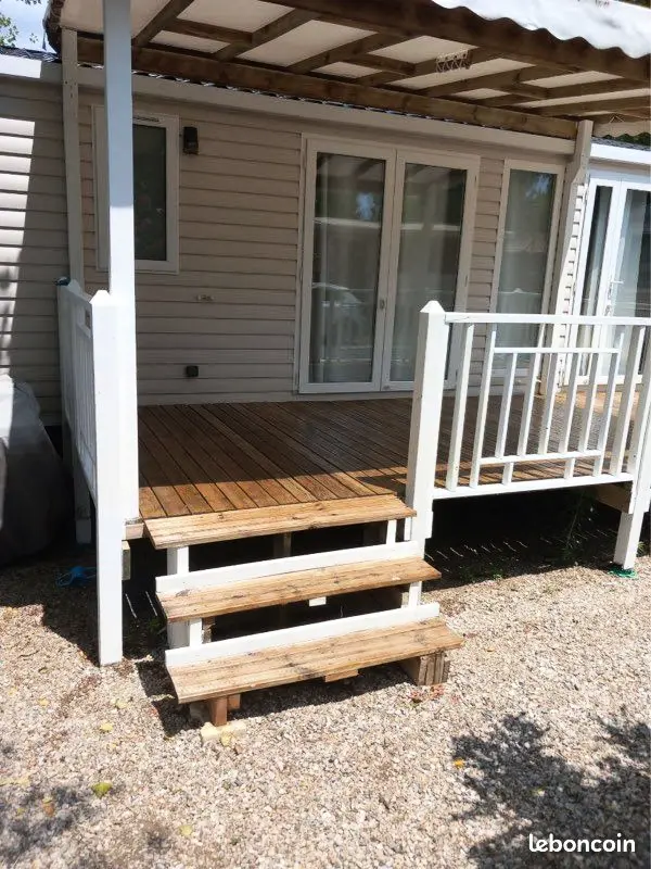 Résidence Mobilhome 3 Chambres - 8 Personnes La Carabasse