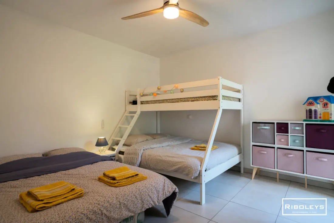 Riboleys - Villa T3 400m De La Mer úszómedencével