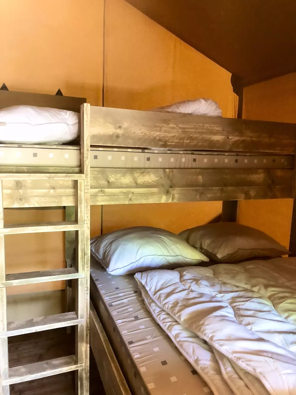 Camping Saisonova The Wood Pond 2 Sterne★★