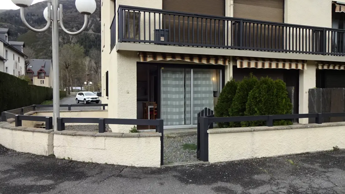 Pyrene Residence