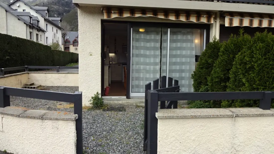 Pyrene Residence