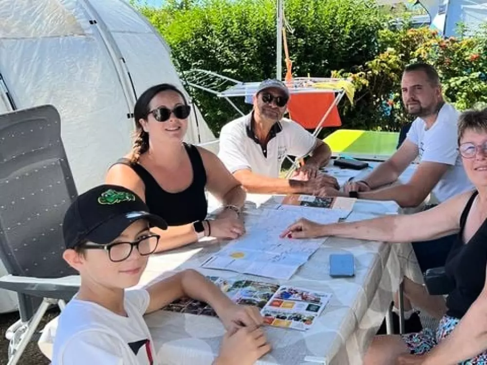 Flower Camping Omaha Beach 3 Stjerner★★★