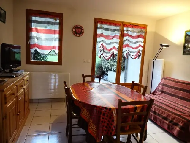 Arecolots Residence