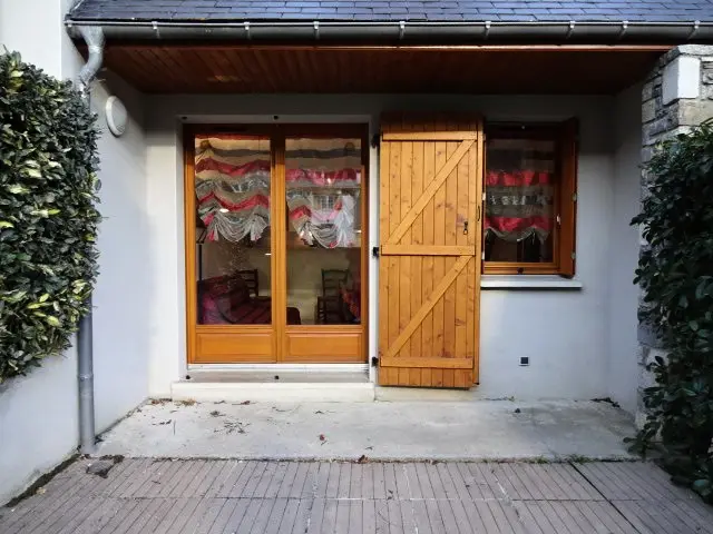 Arecolots Residence