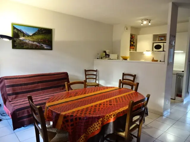Arecolots Residence