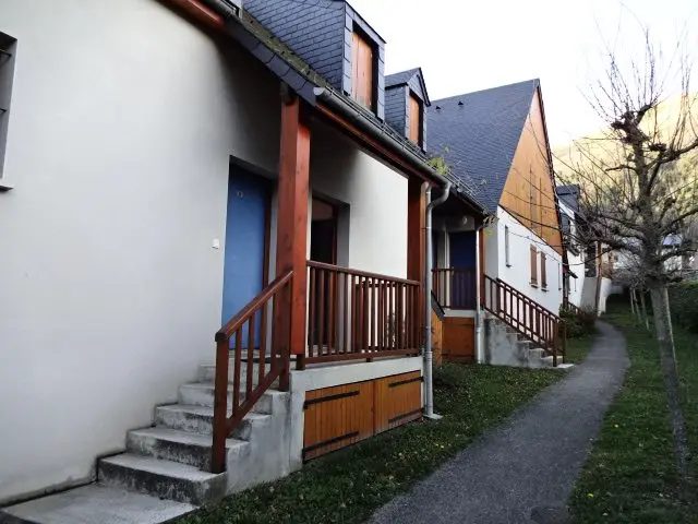 Arecolots Residence