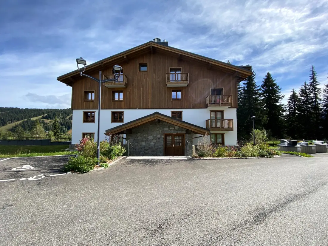 Akasha Residence