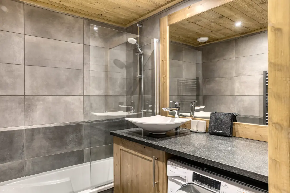 Akasha Residence