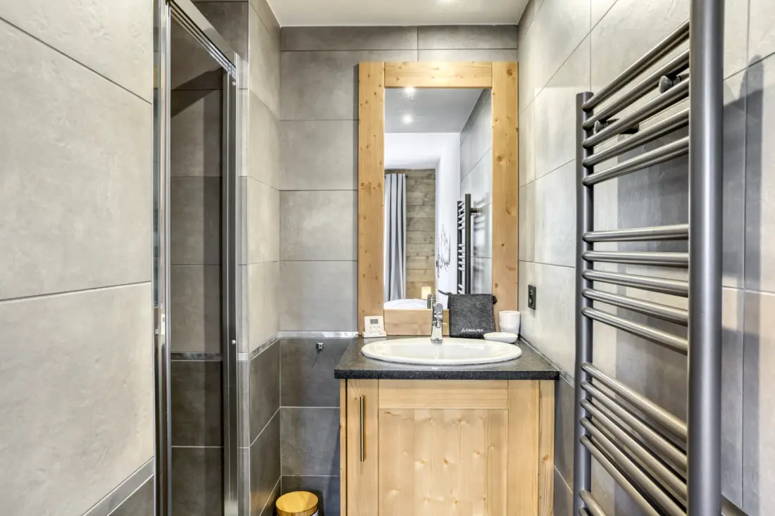 Akasha Residence