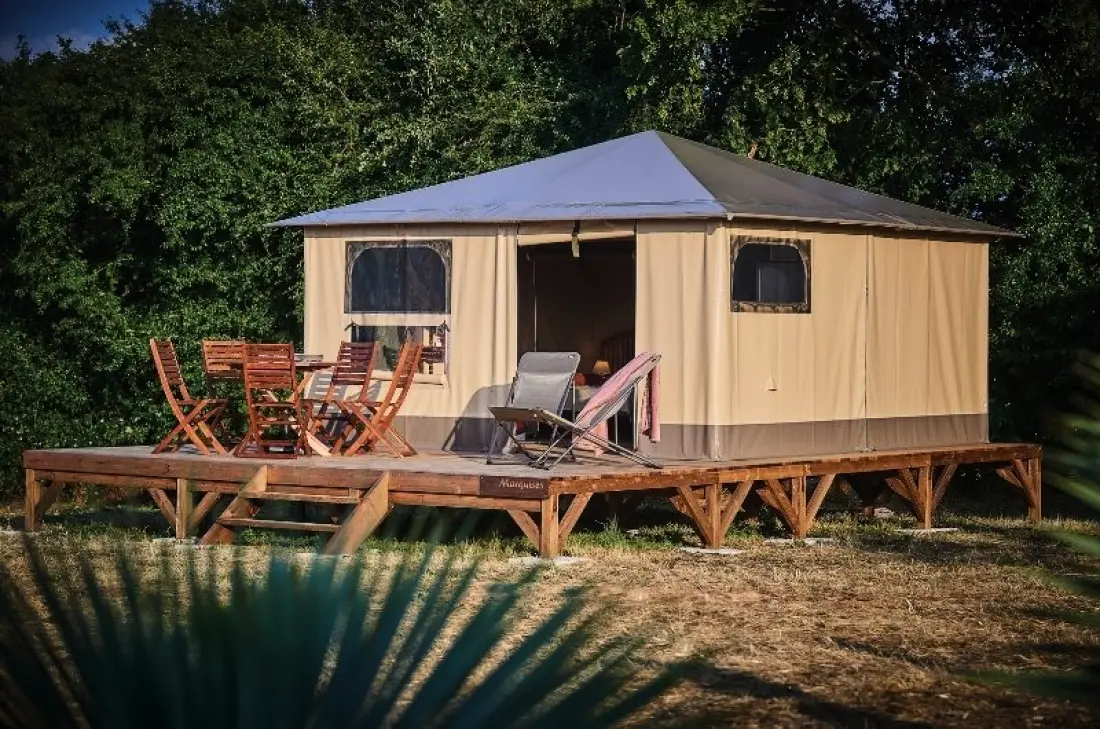 Camping Paradis le Ruou4 Sterne★★★★