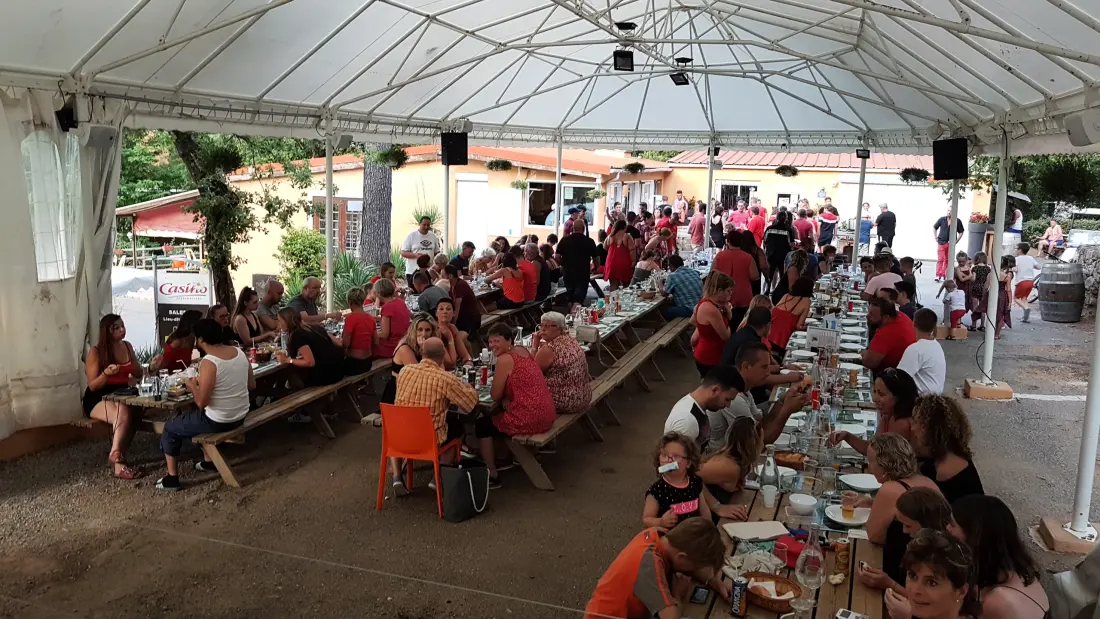 Camping Paradis le Ruou4 Sterne★★★★