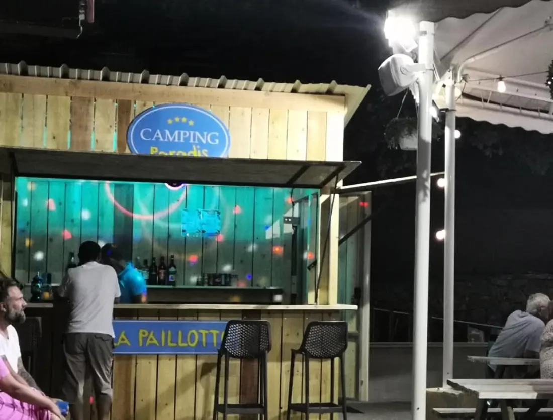 Camping Paradis le Ruou4 Sterne★★★★