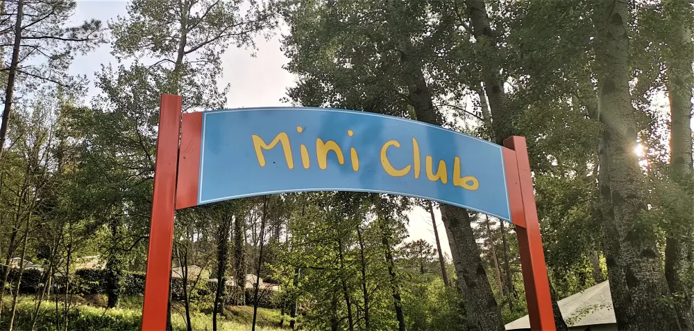 Camping Paradis le Ruou4 Stars★★★★