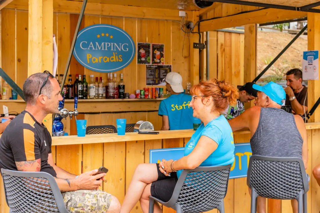 Camping Paradis le Ruou4 Sterne★★★★