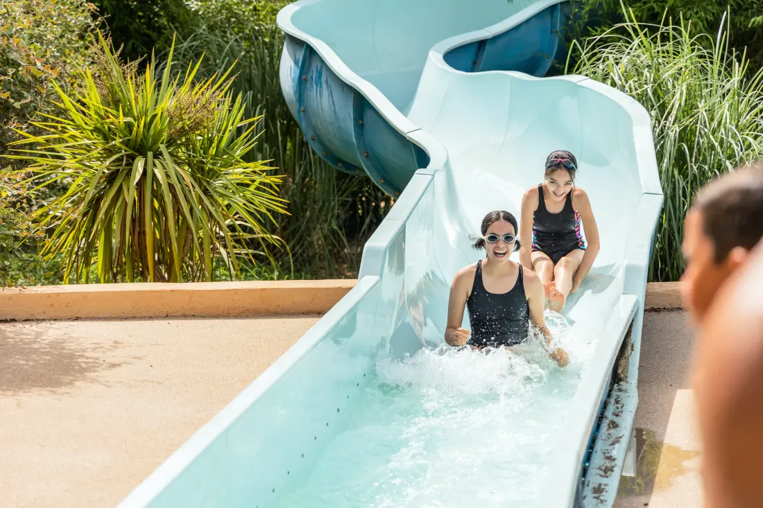 Camping Paradis le Ruou4 Sterne★★★★