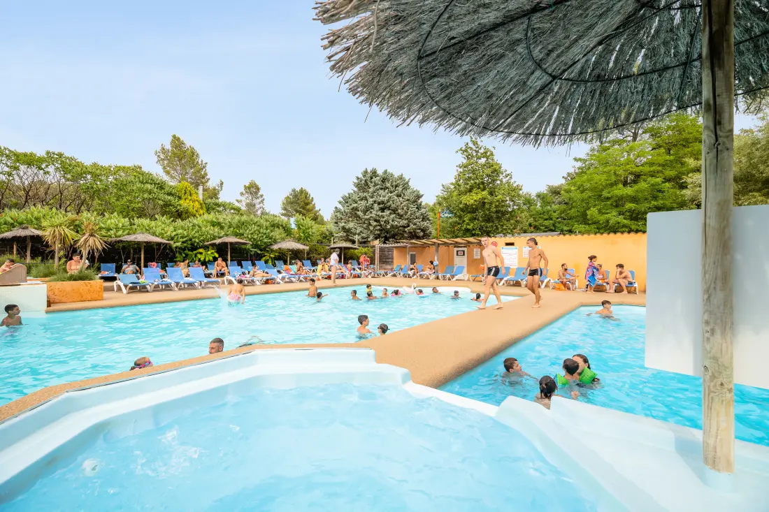 Camping Paradis le Ruou4 Sterne★★★★