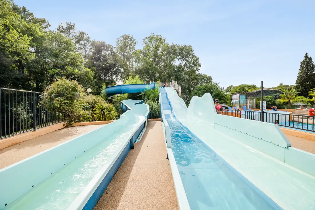 Camping Paradis le Ruou4 Sterne★★★★