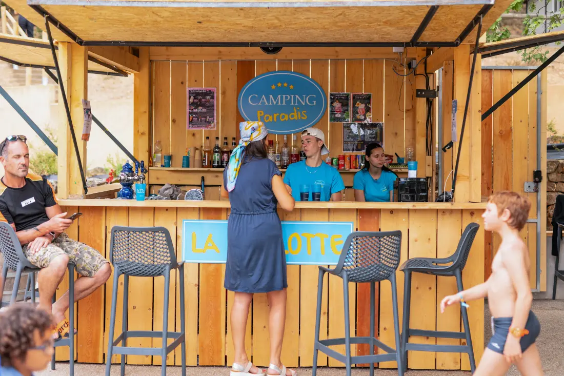 Camping Paradis le Ruou4 Sterne★★★★