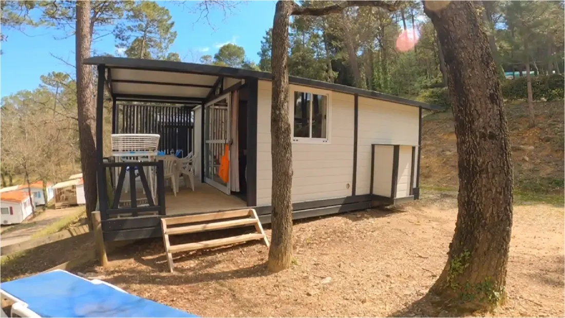 Camping Paradis le Ruou4 Sterne★★★★