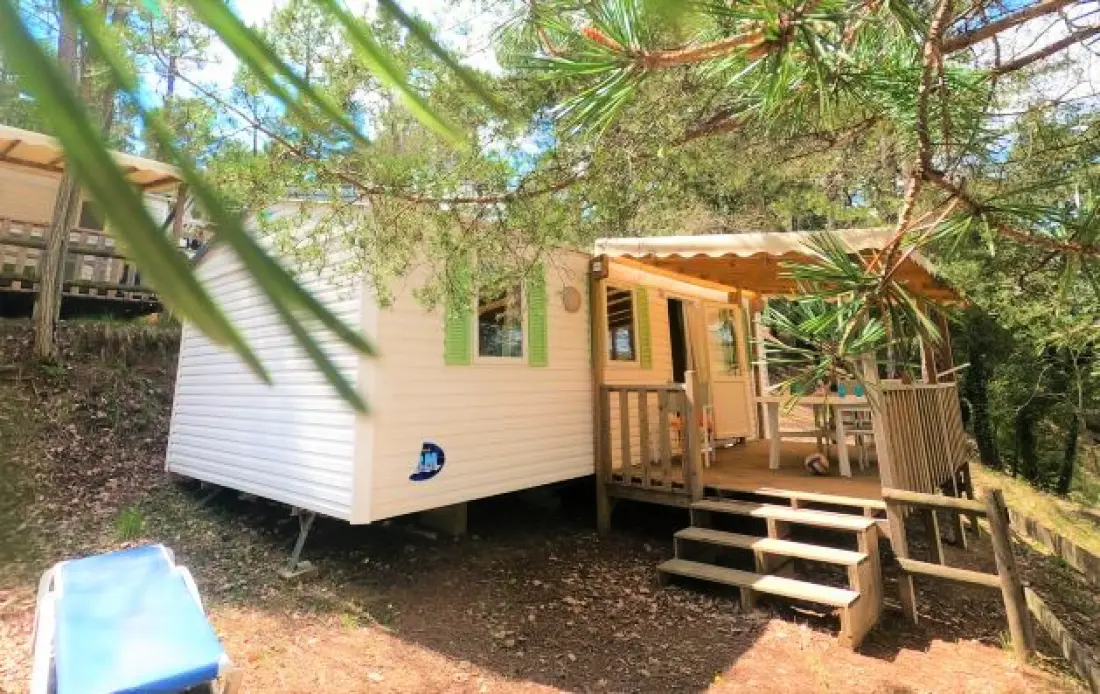 Camping Paradis le Ruou4 Sterne★★★★