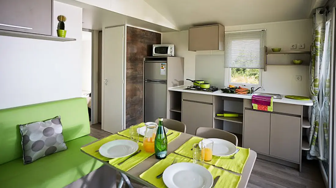 Camping Paradis le Ruou4 Sterne★★★★