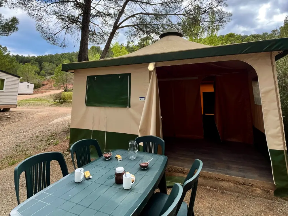 Blumen Camping Les Cadenières 4 Sterne★★★★