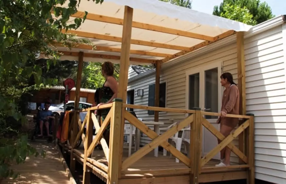 Flower Camping Les Cadenières 4 Stars★★★★