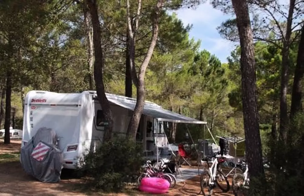 Flower Camping Les Cadenières 4 Stars★★★★