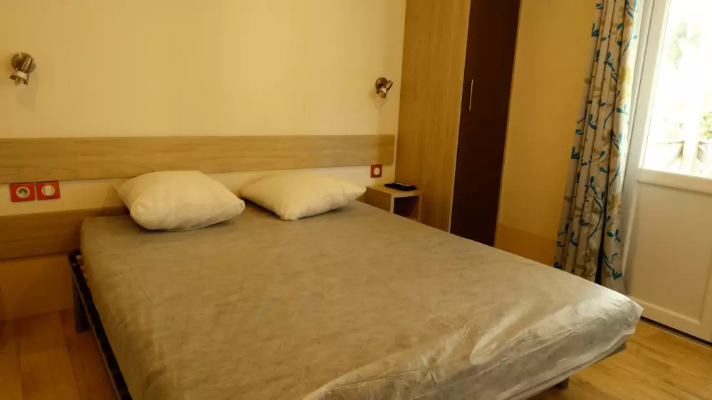 Flower Camping Les Cadenières 4 Stars★★★★