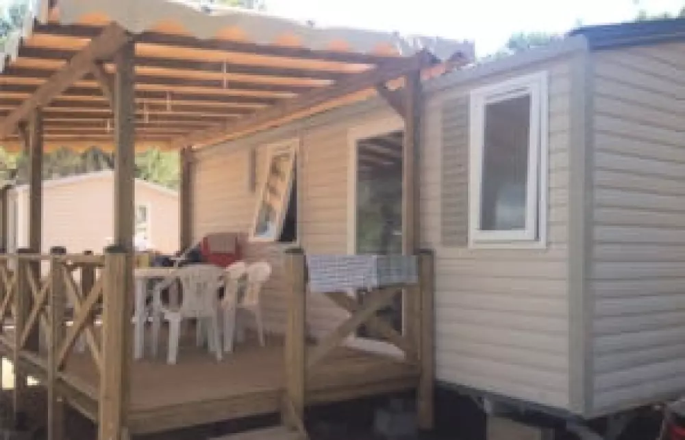 Flower Camping Les Cadenières 4 Stars★★★★