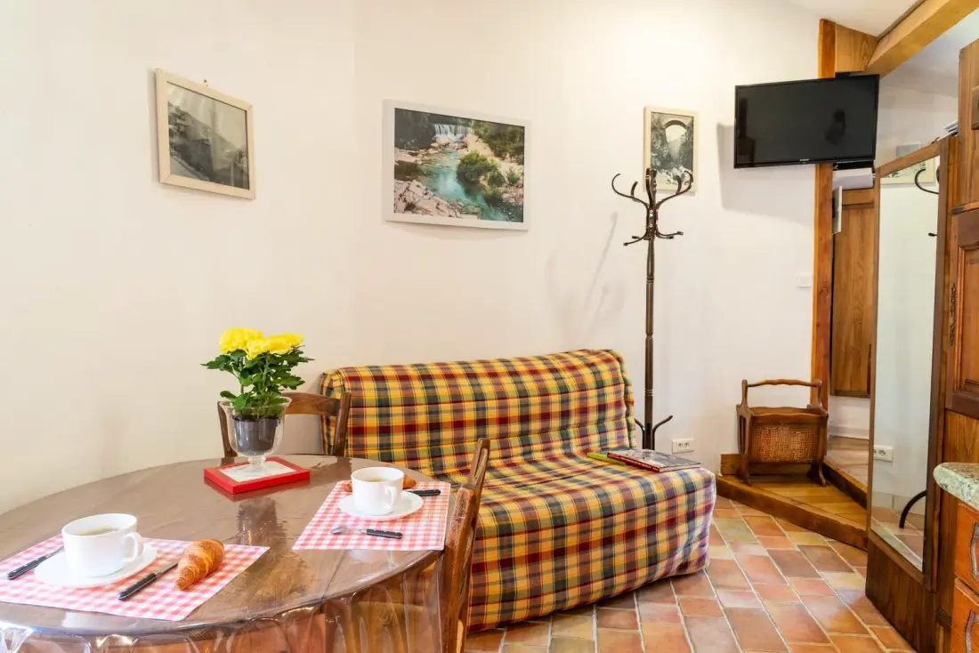 Holiday Cottage Rental 2/4 ember palhères