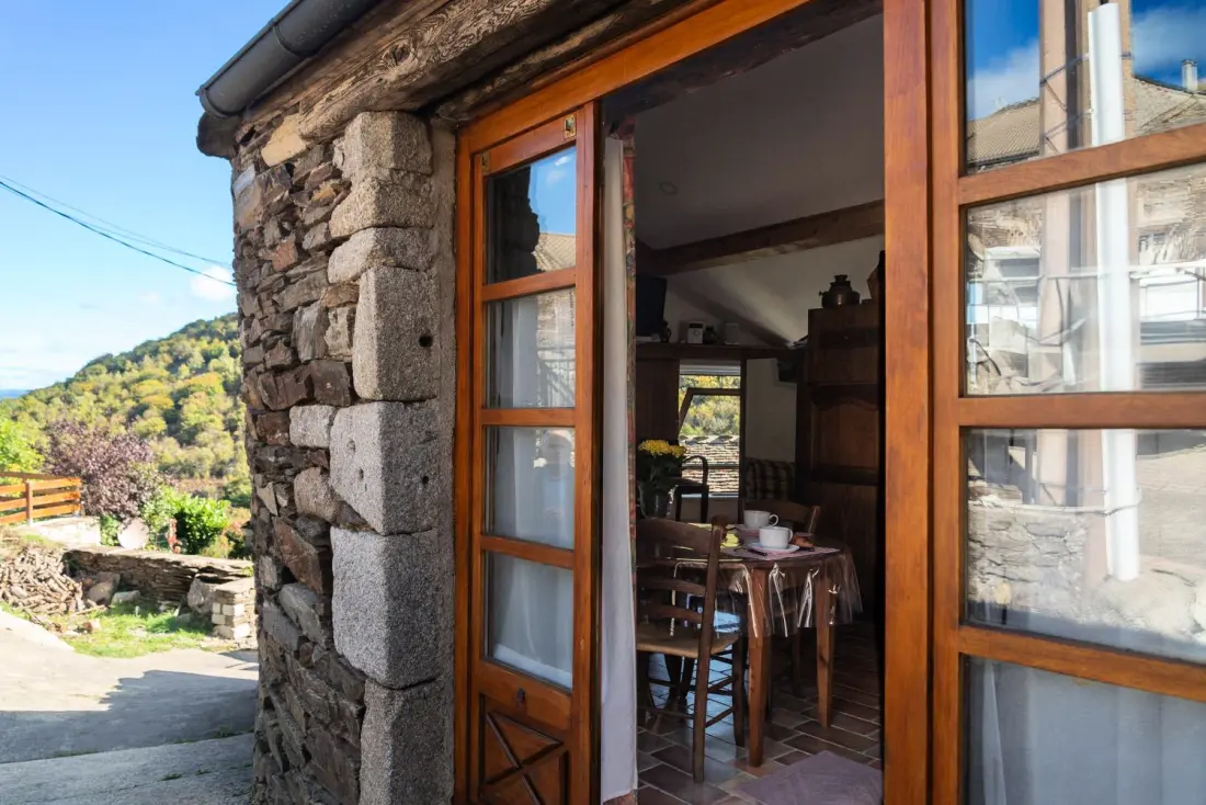 Holiday Cottage Rental 2/4 ember palhères