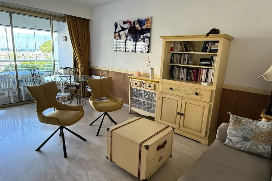 Apartment With Terrace 300m De La Plage