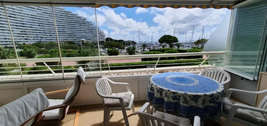 Apartment With Terrace 300m De La Plage