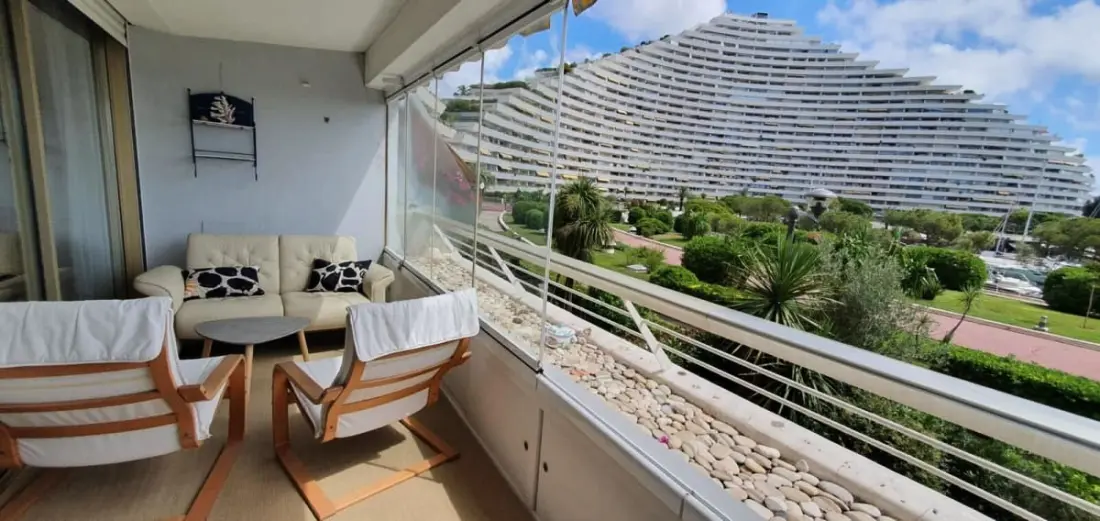 Apartment With Terrace 300m De La Plage