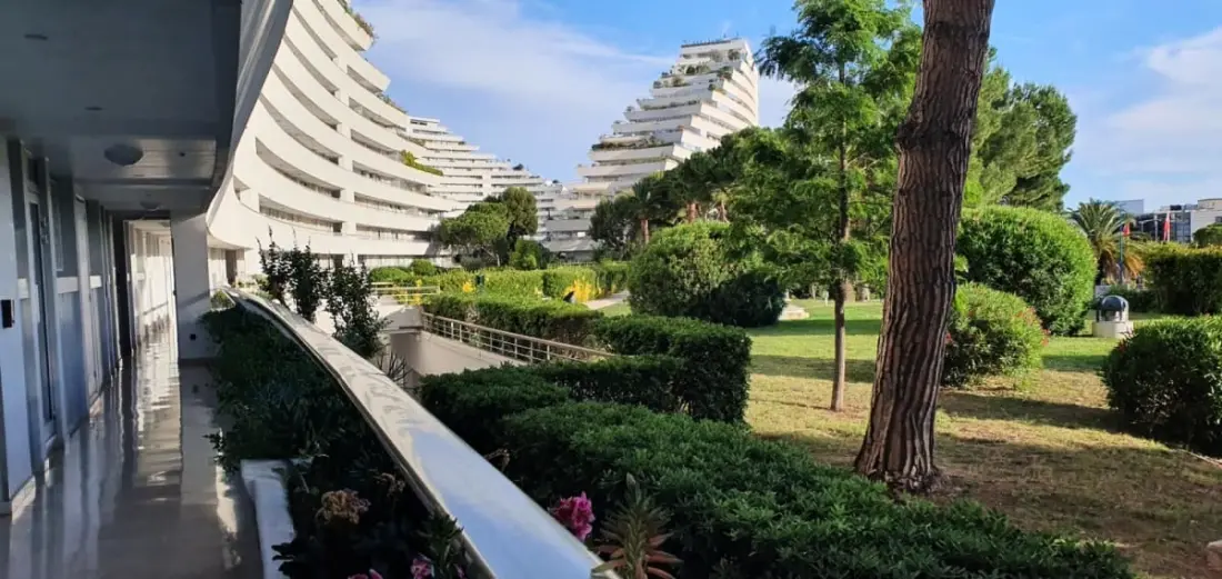Apartment With Terrace 300m De La Plage