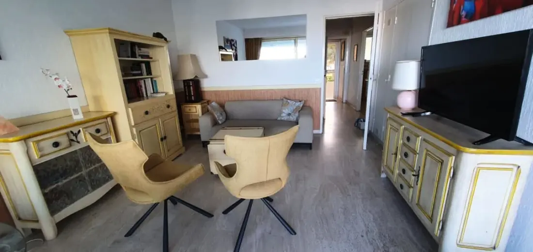 Apartment With Terrace 300m De La Plage