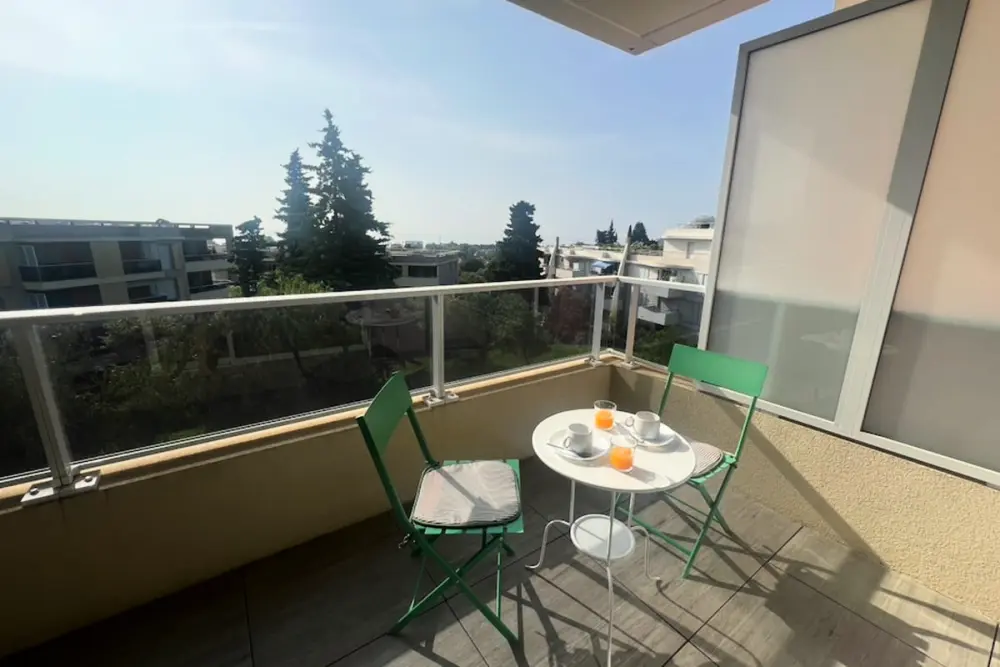 Beau Studio En Résidence Avec Piscine