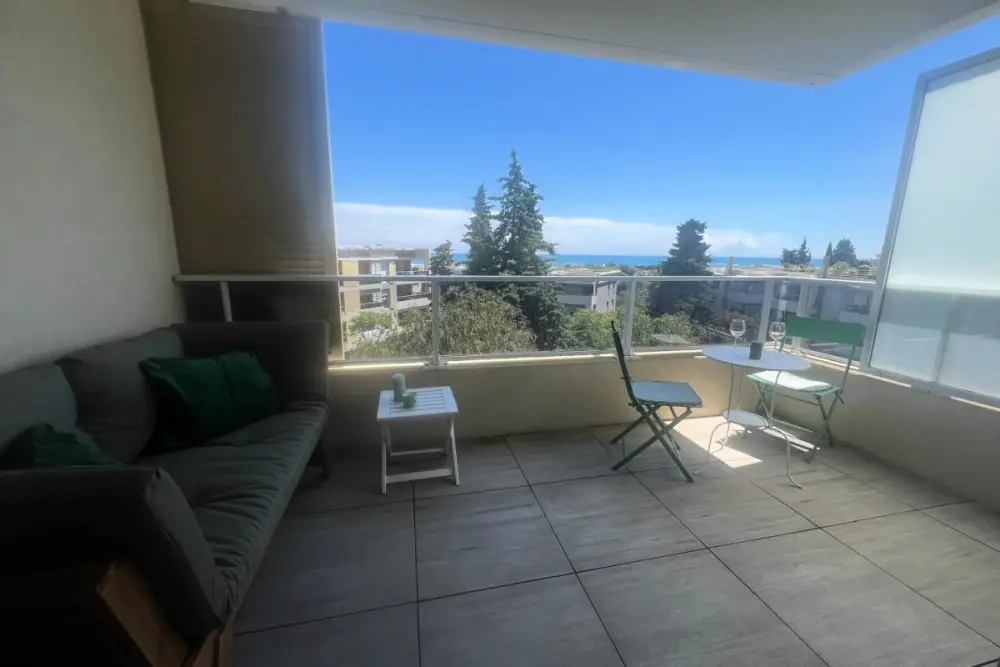 Beau Studio En Résidence Avec Piscine
