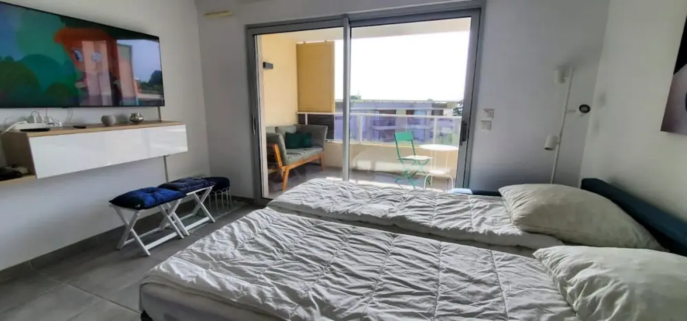 Beau Studio En Résidence Avec Piscine